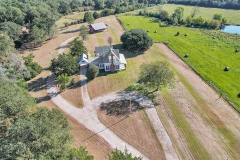 A home in Groveton