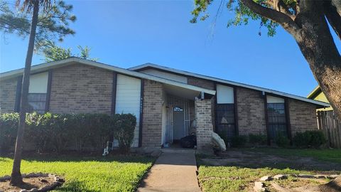 Single Family Residence in Houston TX 14527 Lorne  Drive Dr.jpg