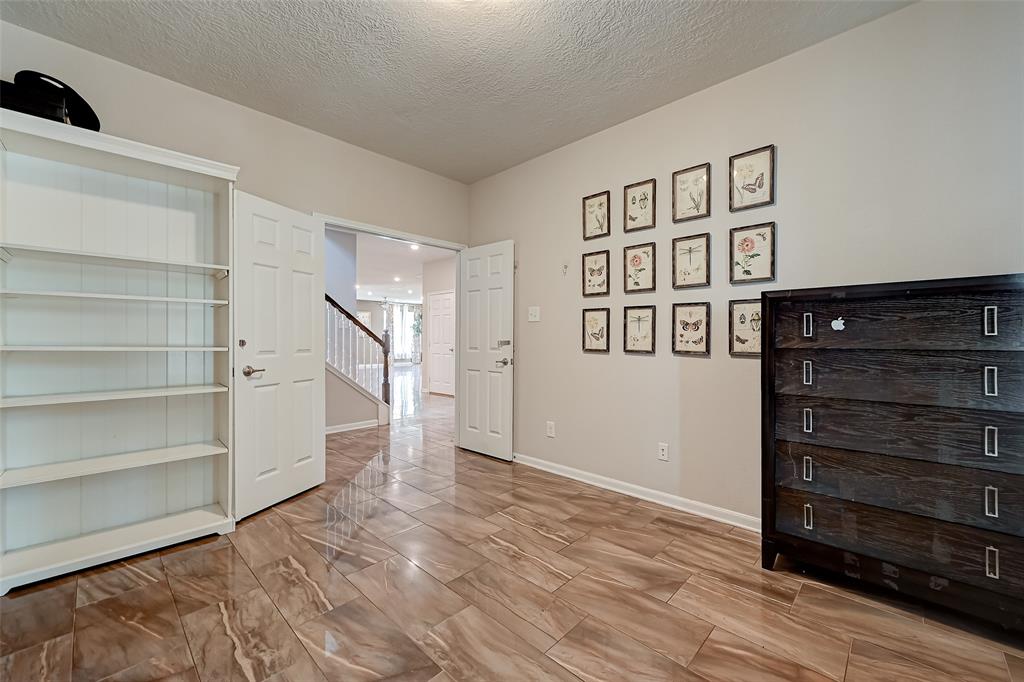 8707 Cimarron Falls Court, Magnolia, Texas image 6