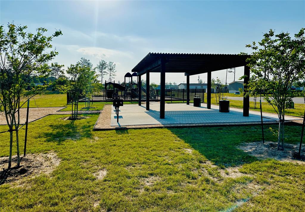 18607 Murdoch Drive, Conroe, Texas image 6