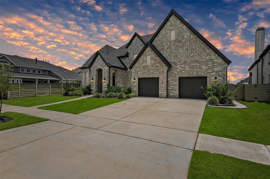 2126 Grove Terrace Lane