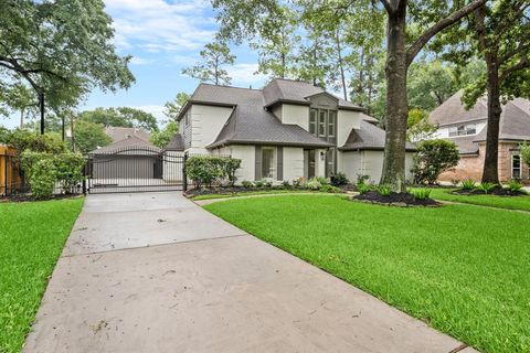 Single Family Residence in Houston TX 14702 Cedar Point Drive 1.jpg