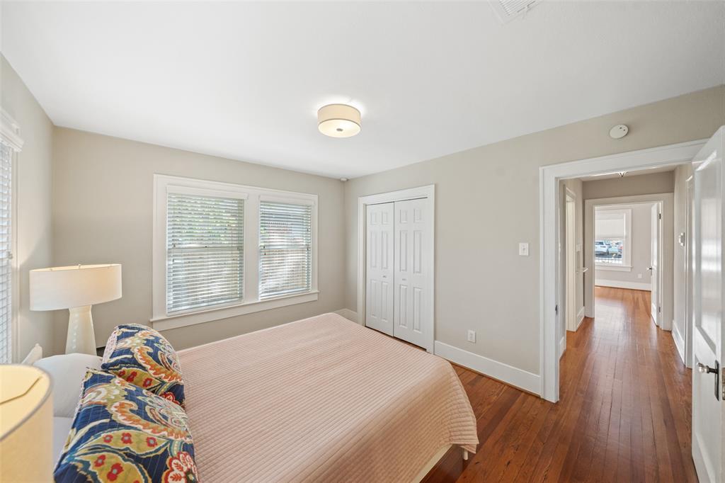 1139 Le Green Street, Houston, Texas image 22