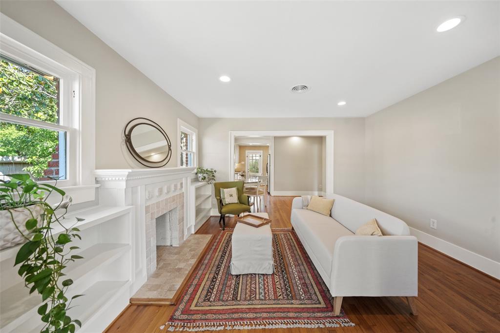 1139 Le Green Street, Houston, Texas image 11