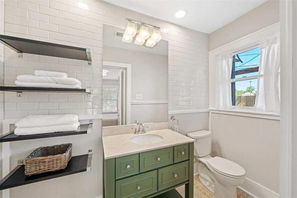 1139 Le Green Street, Houston, Texas image 24