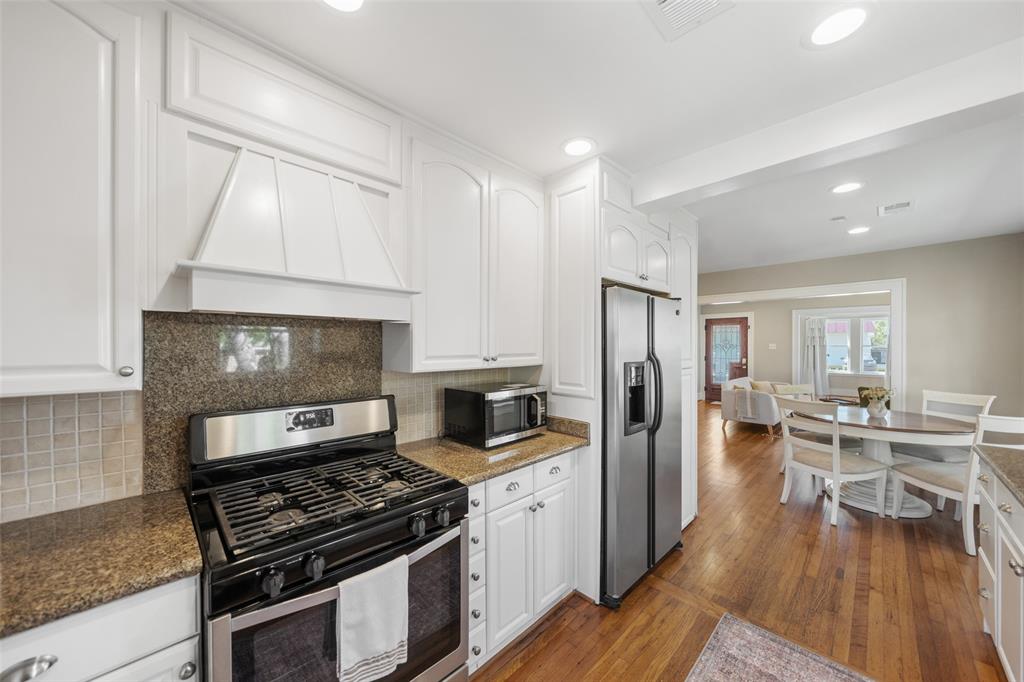 1139 Le Green Street, Houston, Texas image 16