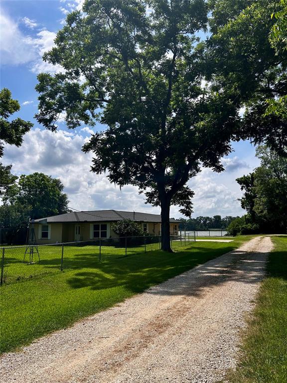 125 Mimosa Point Pt, Livingston, Texas image 19