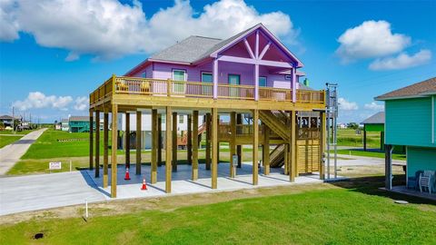 A home in Crystal Beach