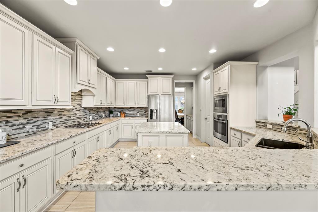 6 Volerran Path Lane, Missouri City, Texas image 14