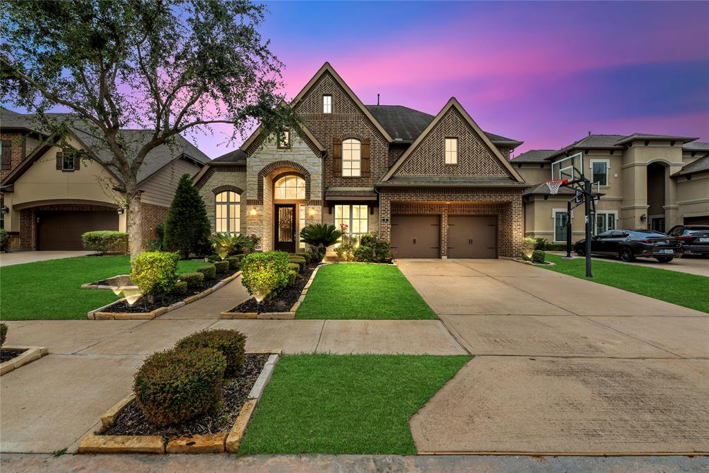 6 Volerran Path Lane, Missouri City, Texas image 1