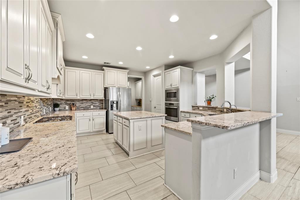 6 Volerran Path Lane, Missouri City, Texas image 12