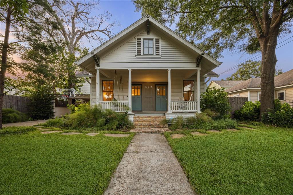 807 Woodland Street, Houston, Texas image 1