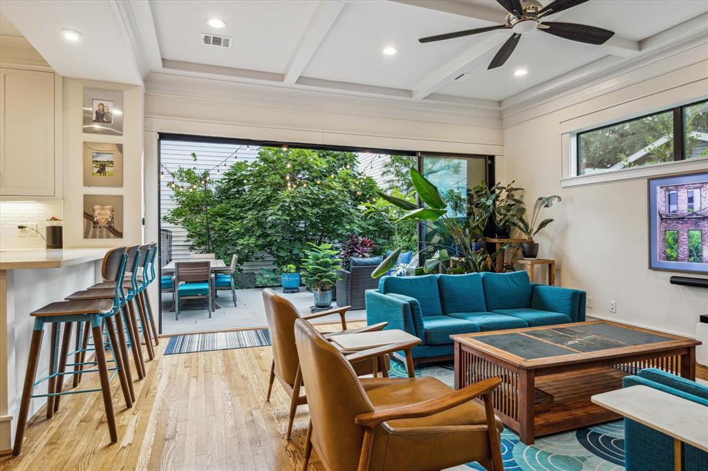 807 Woodland Street, Houston, Texas image 10