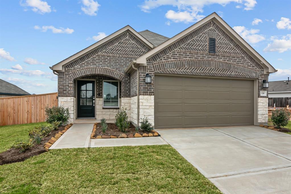 138 Spring Rose Drive, Magnolia, Texas image 1