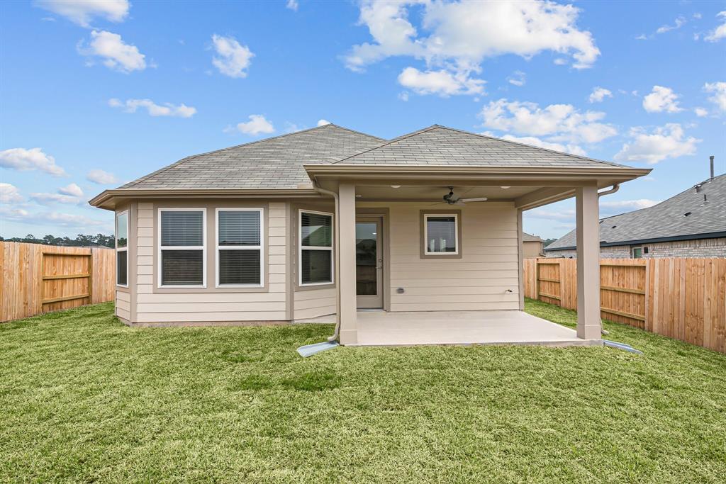 138 Spring Rose Drive, Magnolia, Texas image 5