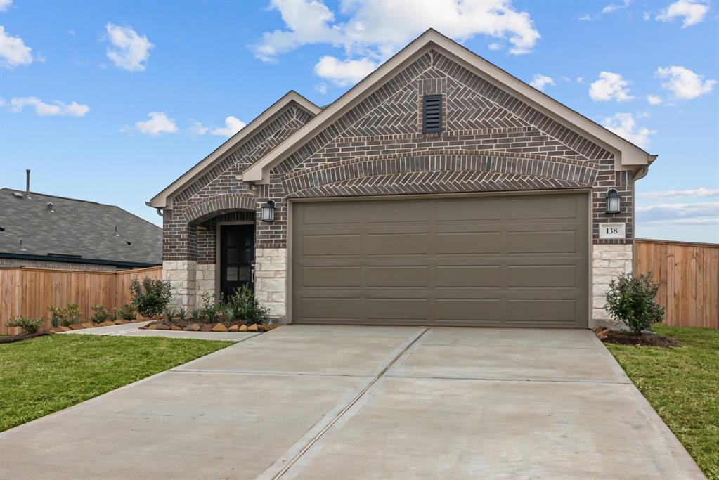 138 Spring Rose Drive, Magnolia, Texas image 6