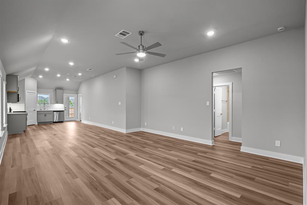 138 Spring Rose Drive, Magnolia, Texas image 11