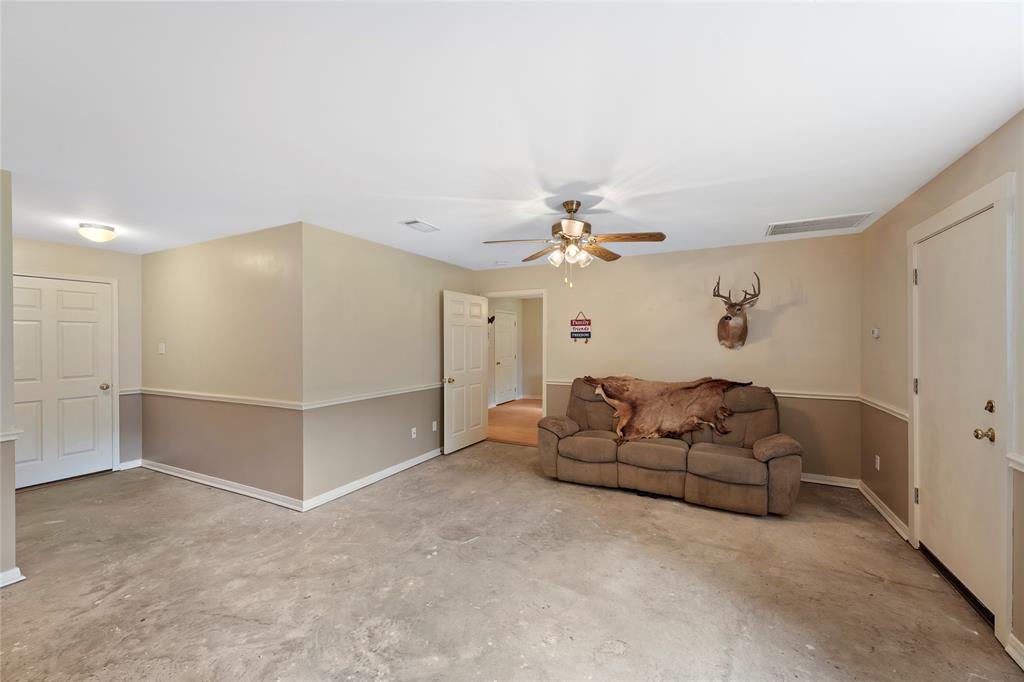 6803 E Treaschwig Road, Spring, Texas image 37