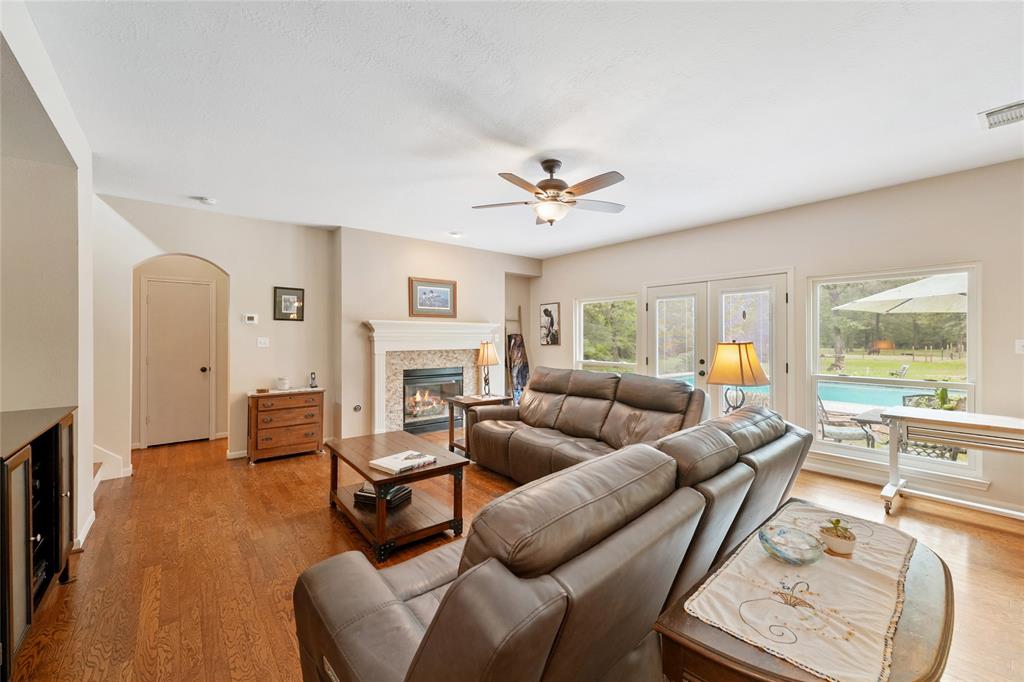 6803 E Treaschwig Road, Spring, Texas image 8