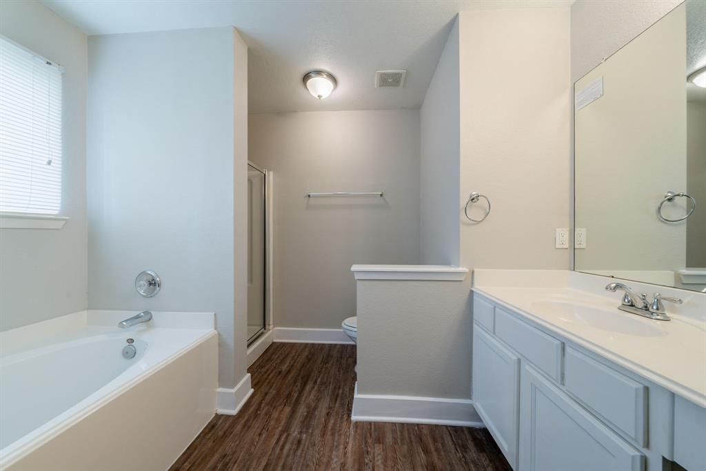 447 Vane Way, Crosby, Texas image 14