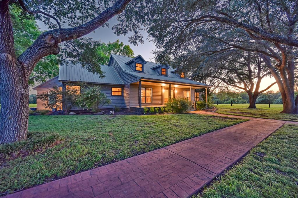 8351 Highway 290 W