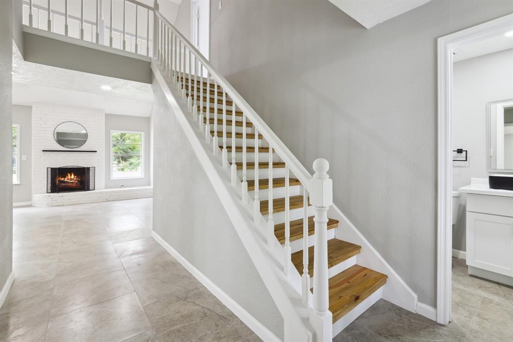 10007 Sagedowne Lane, Houston, Texas image 8