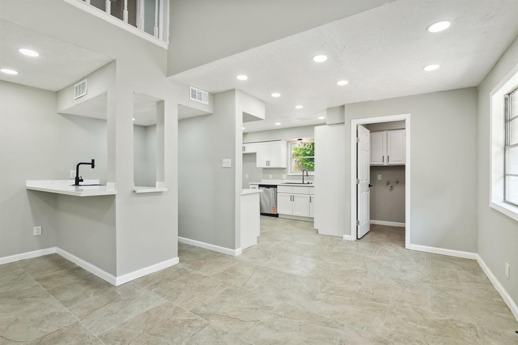 10007 Sagedowne Lane, Houston, Texas image 3