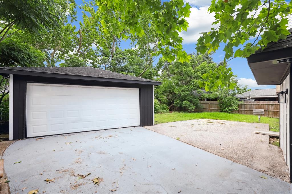 10007 Sagedowne Lane, Houston, Texas image 22