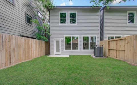 Townhouse in Houston TX 3009 Gillespie Street.jpg