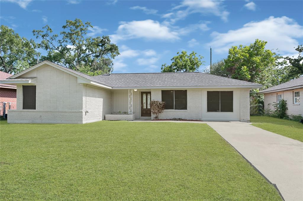 9310 Woodlyn Road