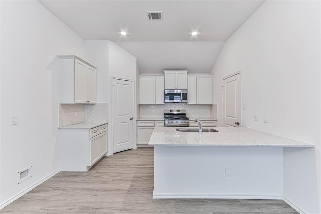 106 County Road 51030, Cleveland, Texas image 6