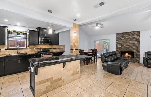235 Taranto Lane, Houston, Texas image 3