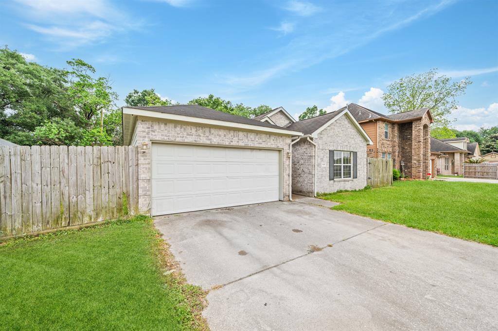 9838 Fuqua Street, Houston, Texas image 3