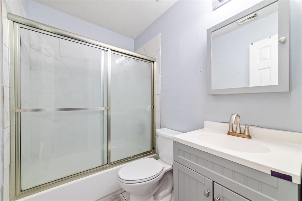 10207 Revelstoke Drive, Houston, Texas image 16