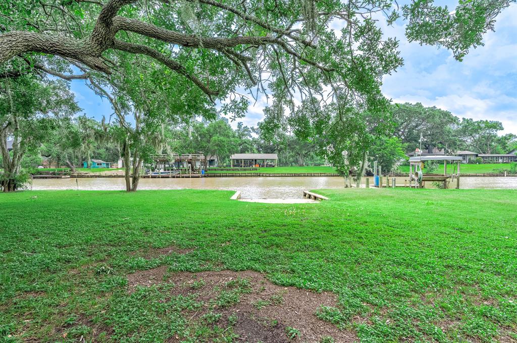 134 Private Road 652, Sargent, Texas image 31