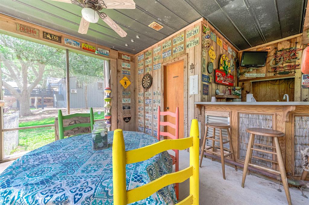 134 Private Road 652, Sargent, Texas image 8
