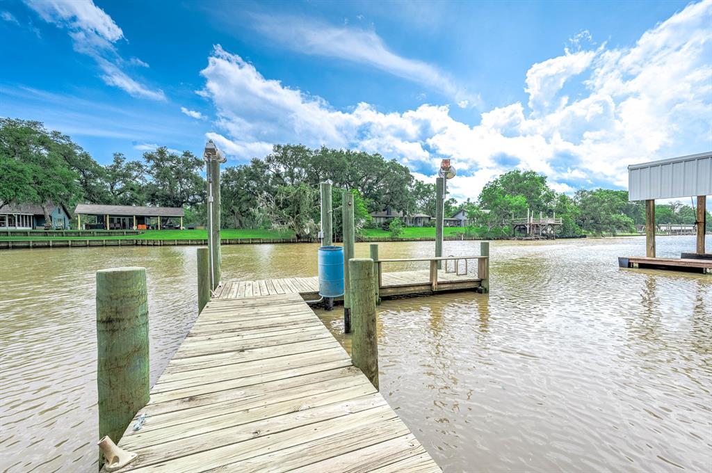 134 Private Road 652, Sargent, Texas image 34