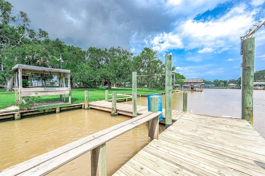 134 Private Road 652, Sargent, Texas image 35