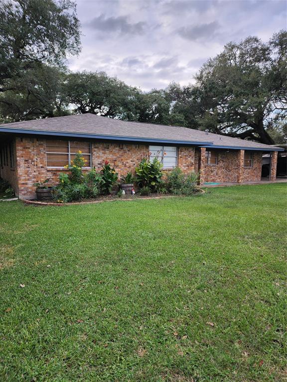 4311 Cr 417 Hoffman Rd, Markham, Texas image 2