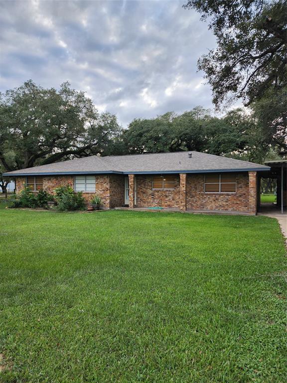 4311 Cr 417 Hoffman Rd, Markham, Texas image 1