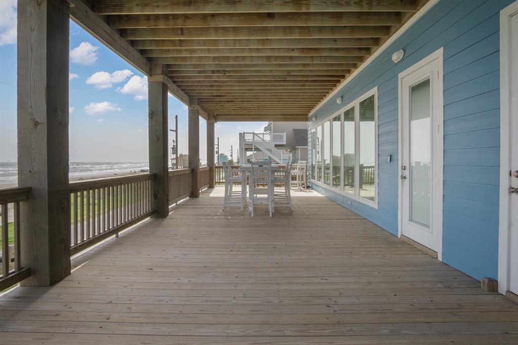 2635 Holiday Drive, Crystal Beach, Texas image 19