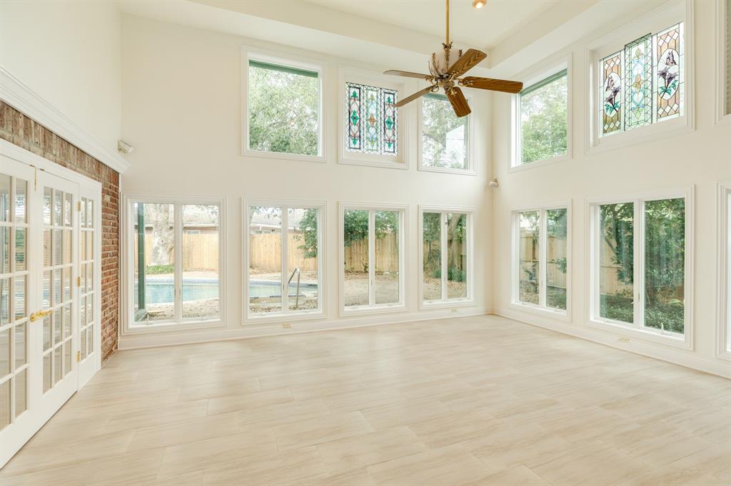 2610 Gerol Court, Galveston, Texas image 9