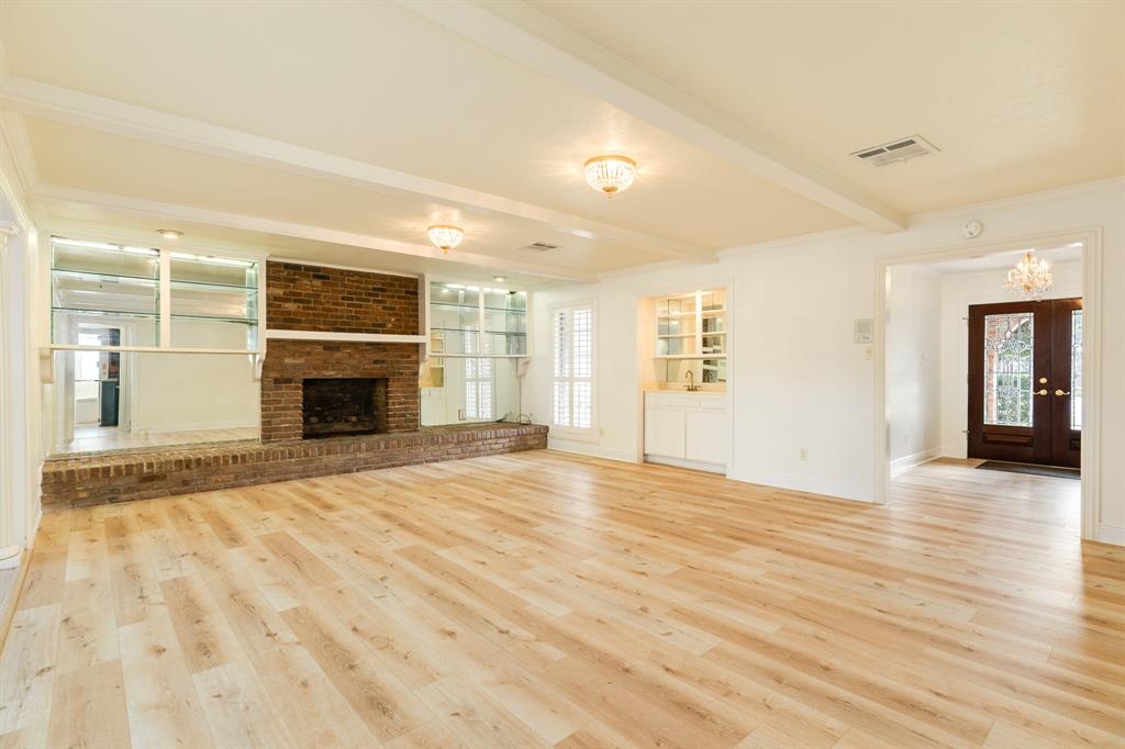 2610 Gerol Court, Galveston, Texas image 7