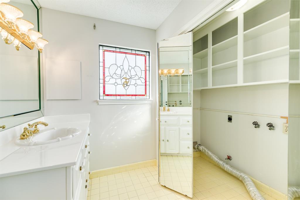 2610 Gerol Court, Galveston, Texas image 25