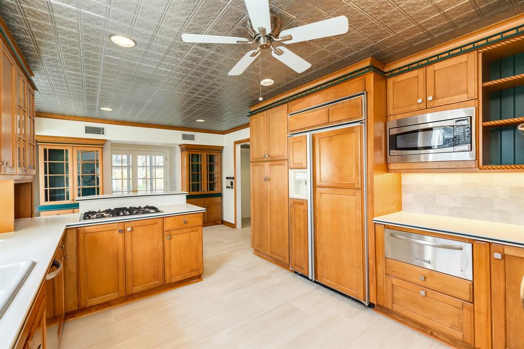 2610 Gerol Court, Galveston, Texas image 14
