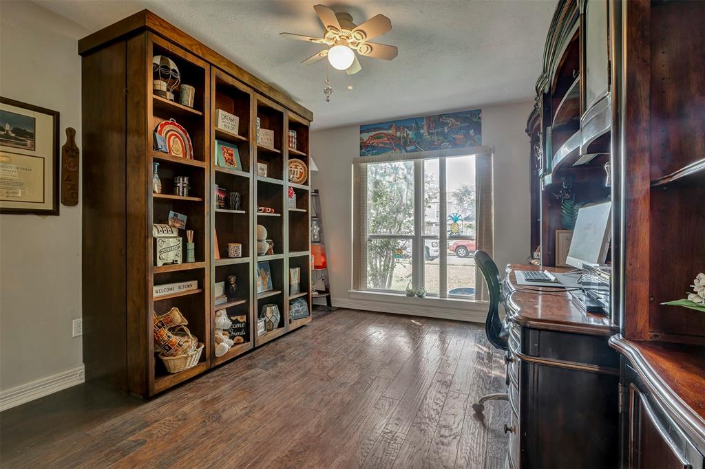 2134 Kilkenny Drive, Pearland, Texas image 28