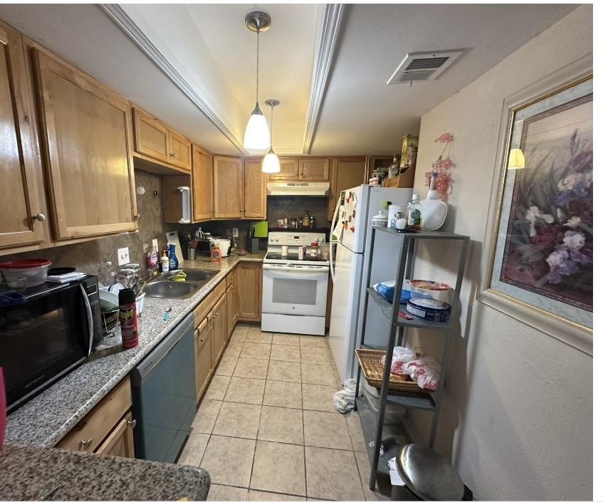8979 Imogene St St, Houston, Texas image 7