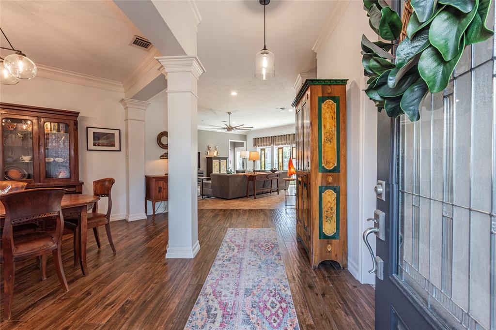 2424 Wentworth Oaks Court