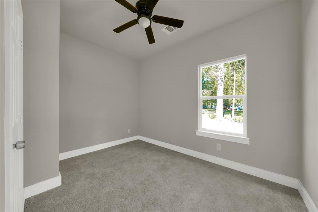 912 Sunny Drive, Livingston, Texas image 19