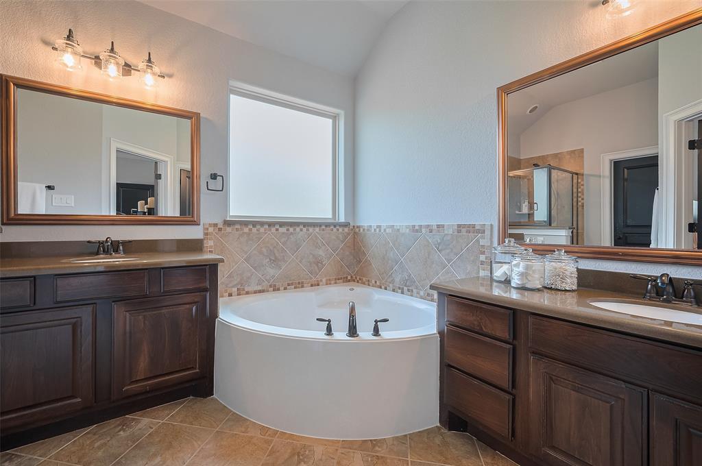 6 Sagamore Ridge Place, Spring, Texas image 29